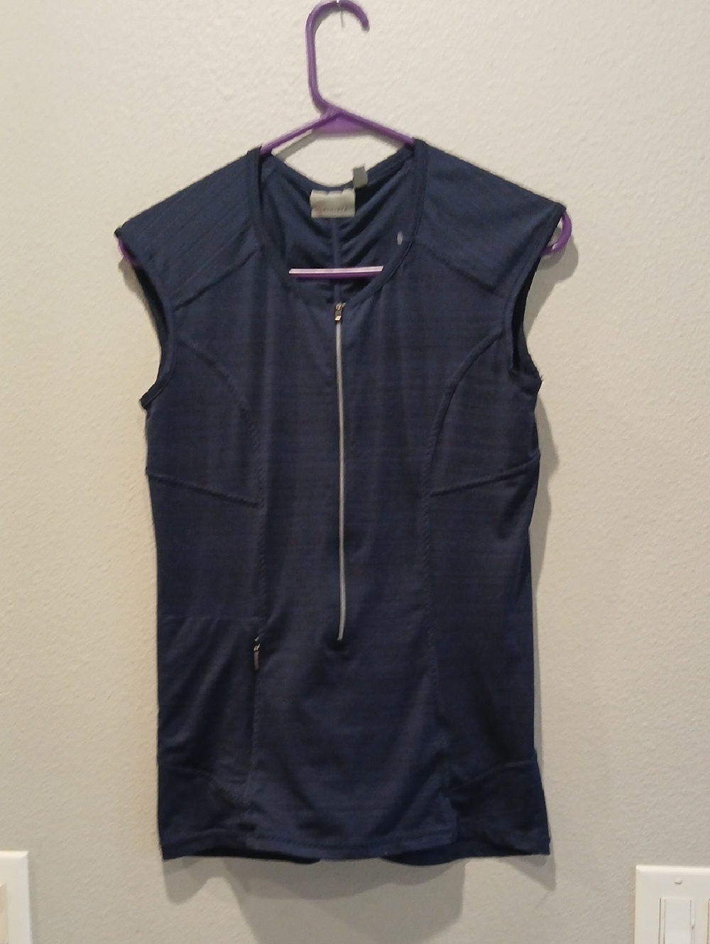 Athleta Medium Navy Sleeveless Zip-Front Tank Athletic Yoga
